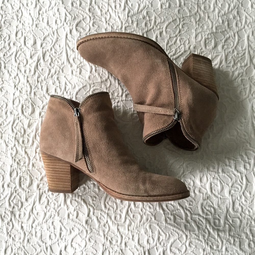 Dolce Vita Suede Wedges